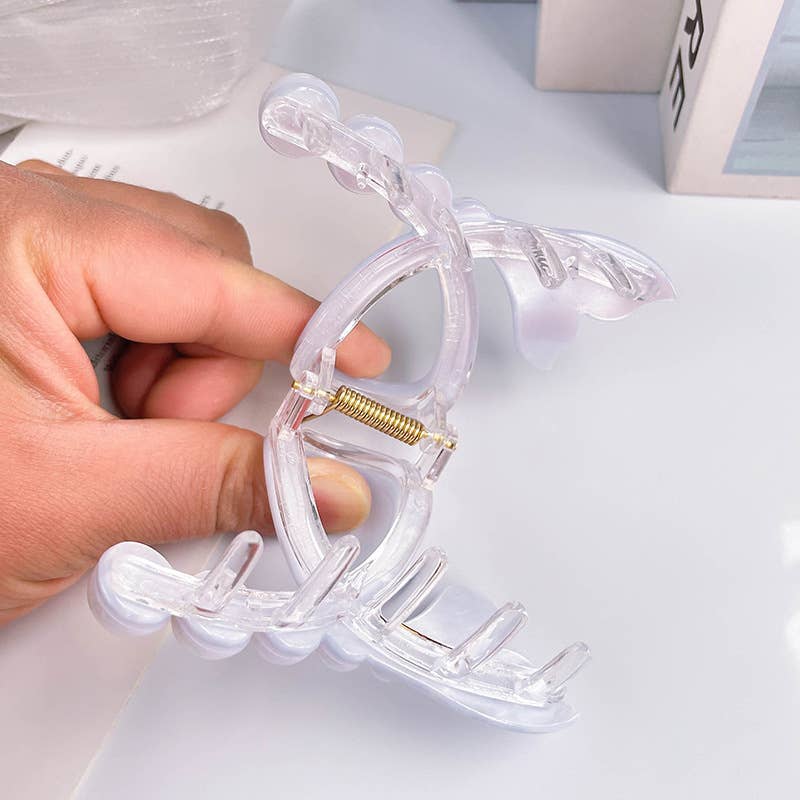 Elegant Pearl Mermaid Tail Hair Claw Clip