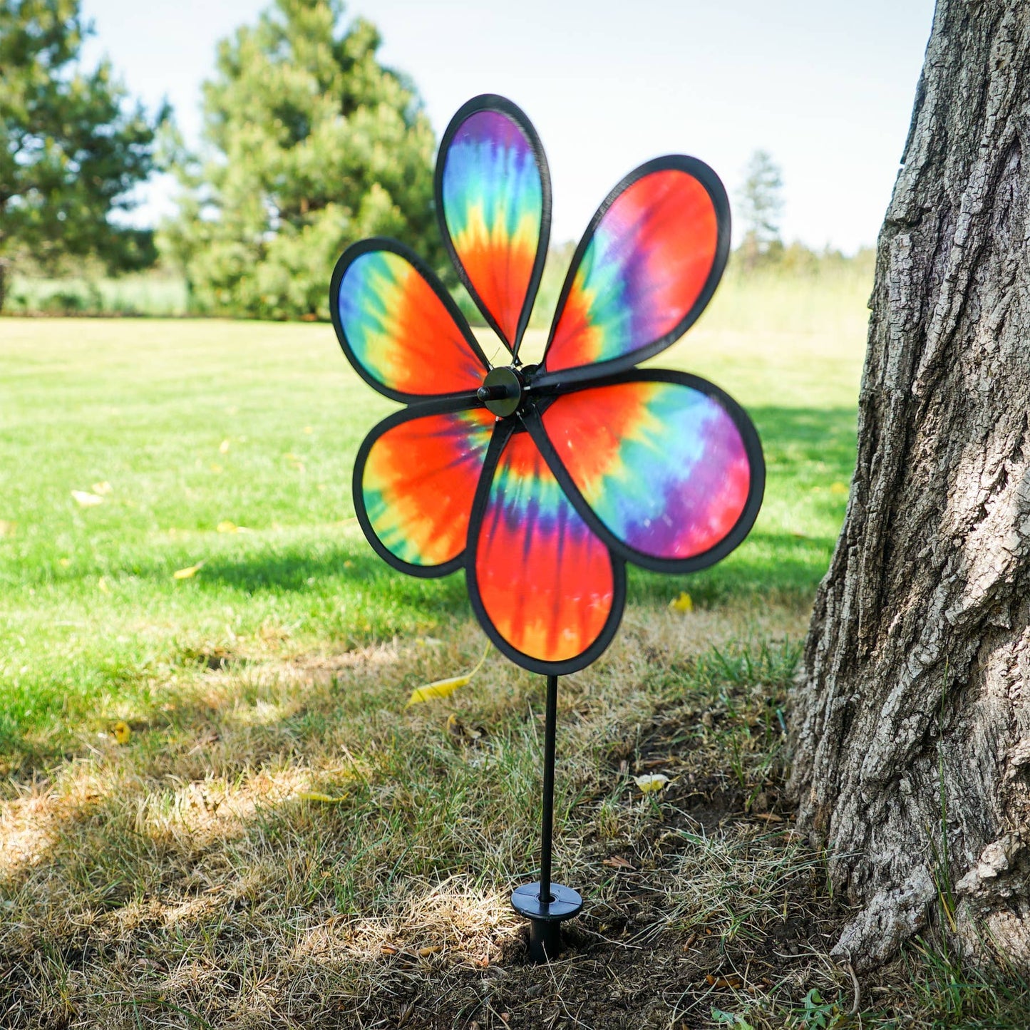 12" Tie Dye Daze Flower Spinner