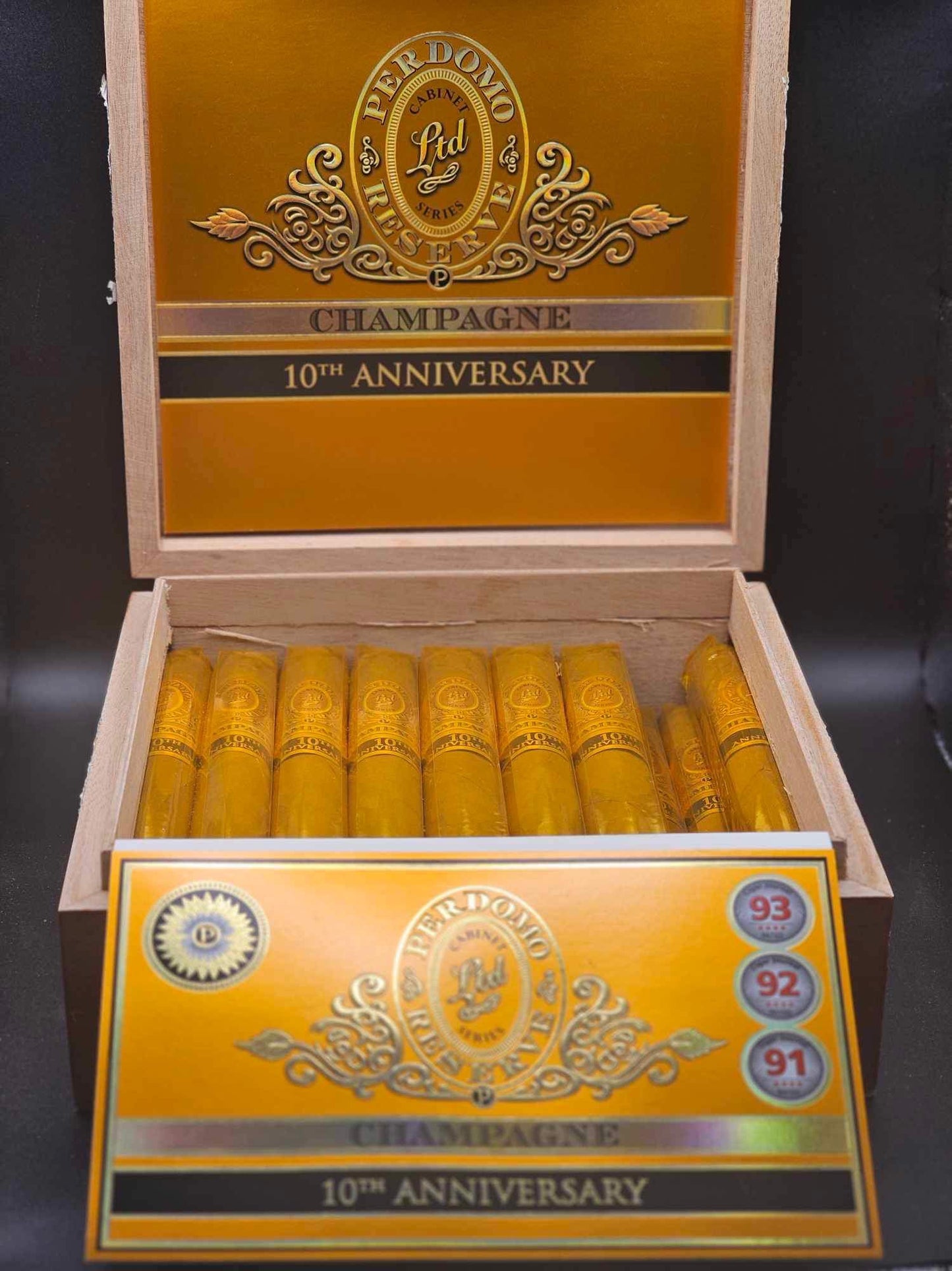 Perdomo 10th Anniversary Champagne Connecticut Churchill