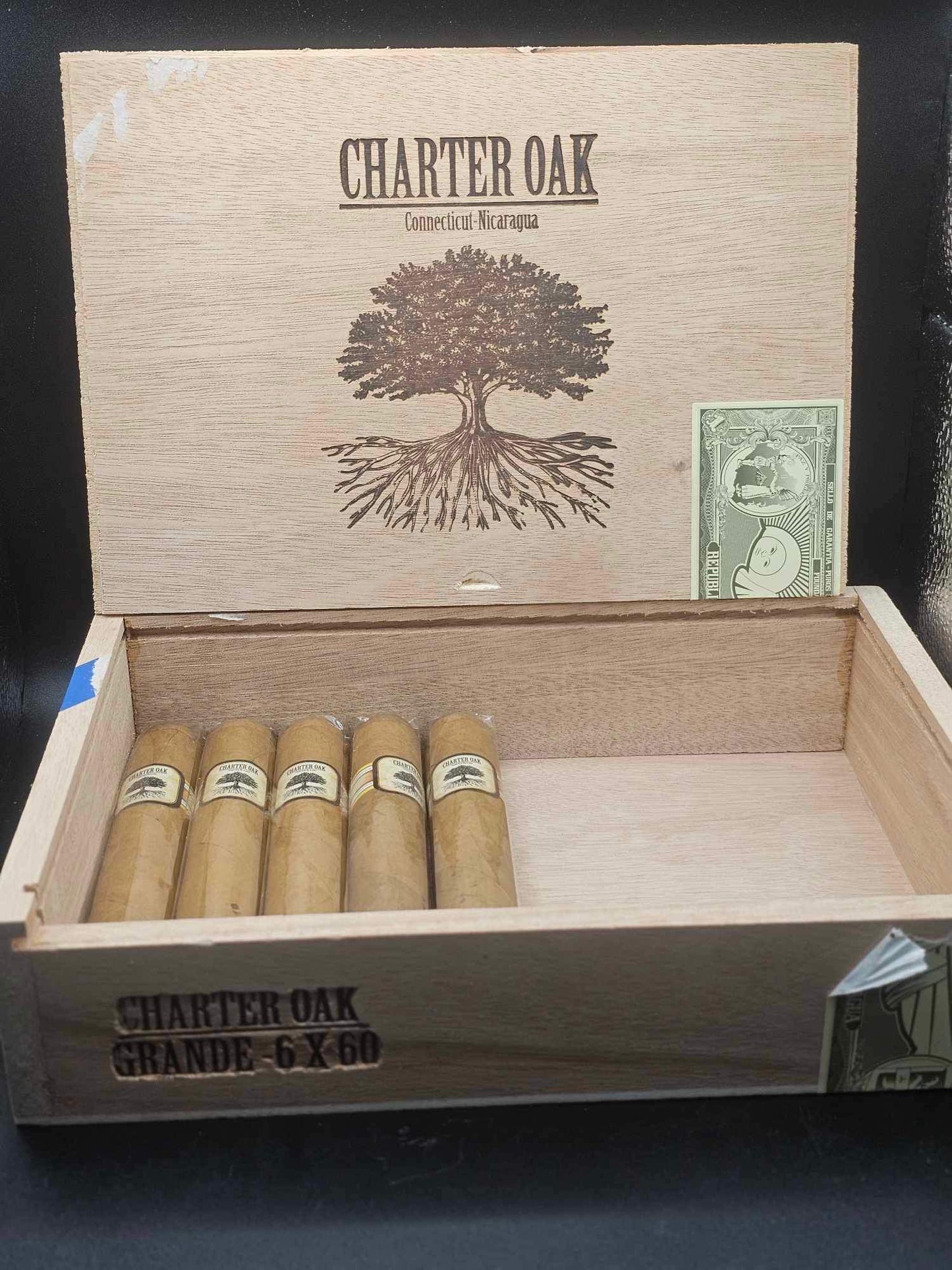 Charter Oak Connecticut Broafleaf Grande